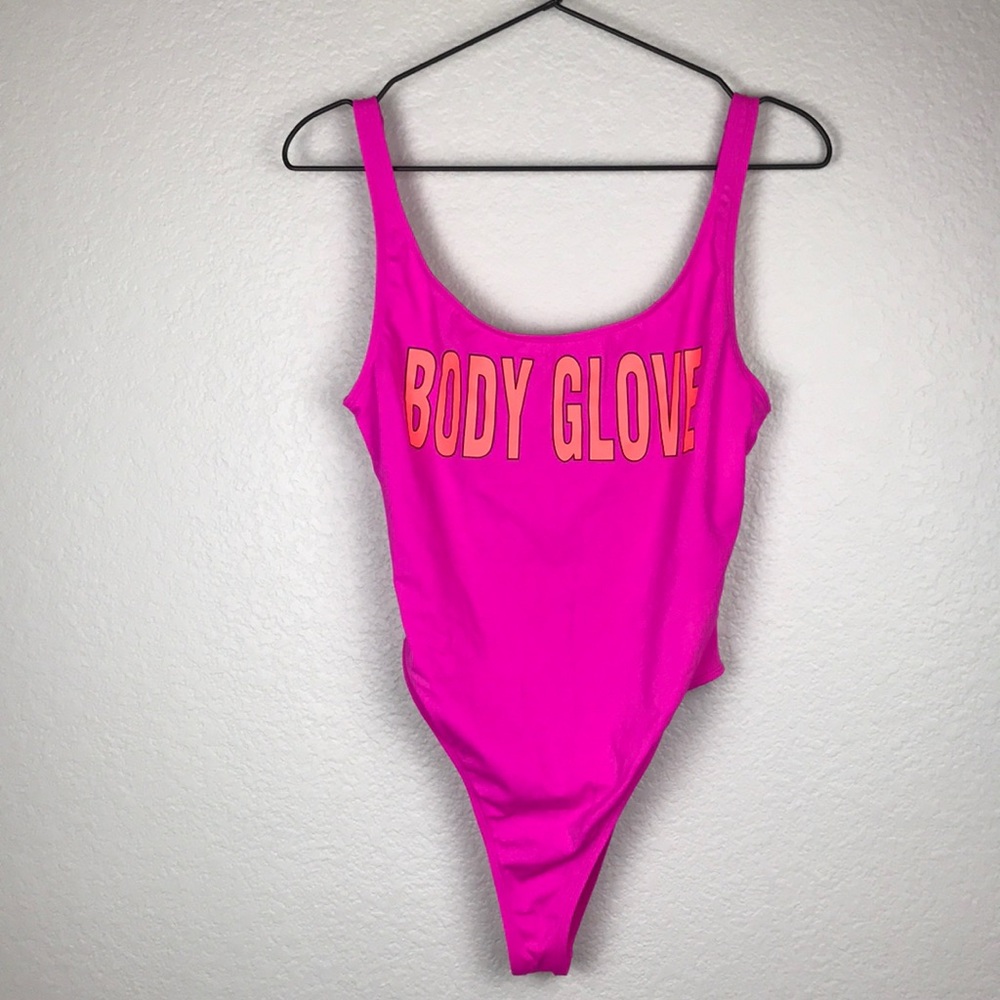 EUC Body Glove “The Look” One Piece Swimsuit